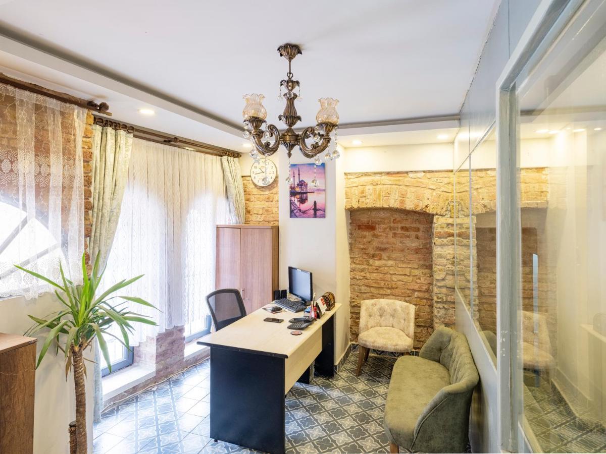 The Red Tent Suite 88 Истанбул Екстериор снимка