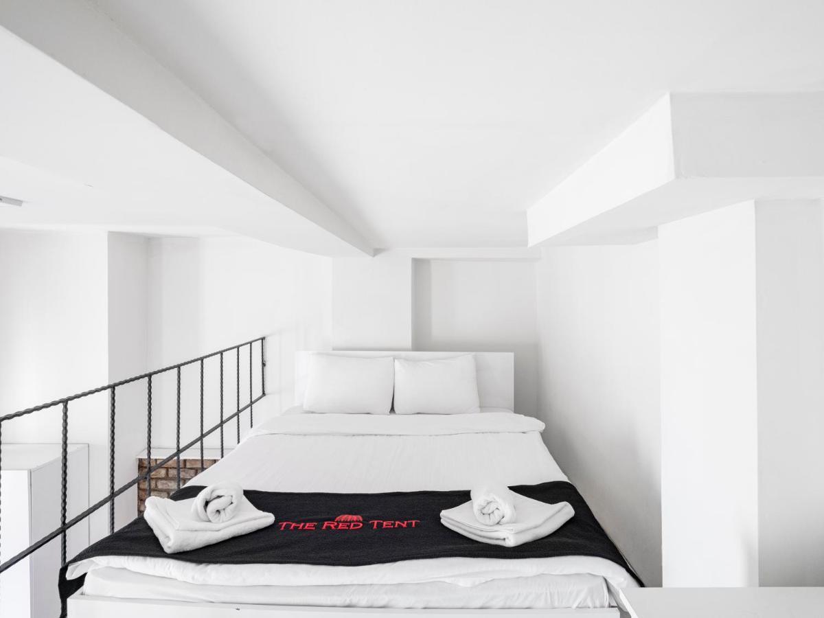 The Red Tent Suite 88 Истанбул Екстериор снимка