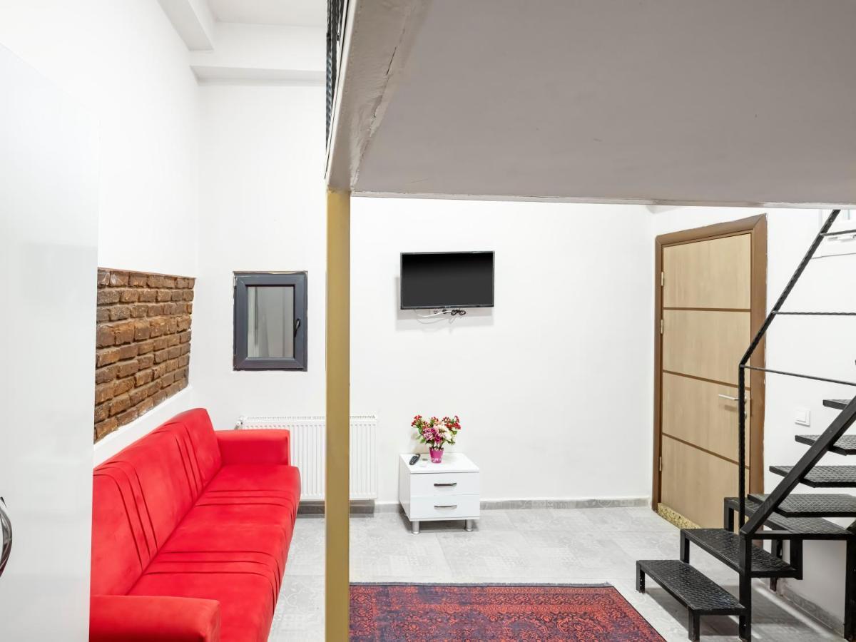 The Red Tent Suite 88 Истанбул Екстериор снимка