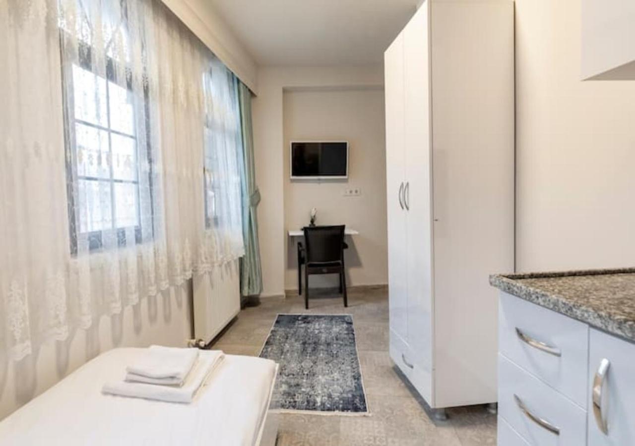 The Red Tent Suite 88 Истанбул Екстериор снимка