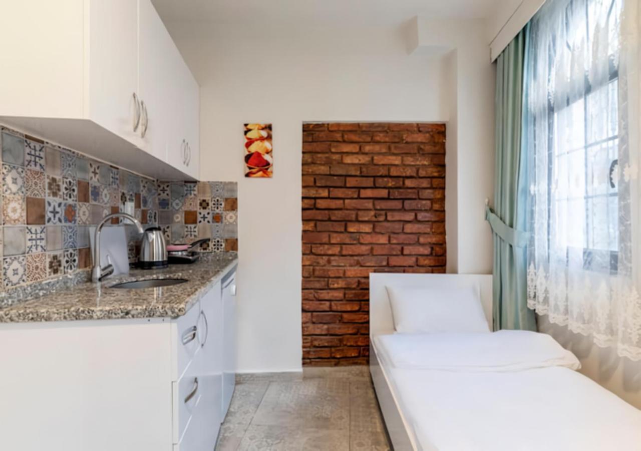 The Red Tent Suite 88 Истанбул Екстериор снимка